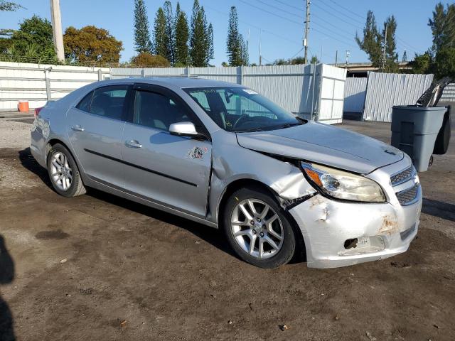 1G11C5SA3DF358610 - 2013 CHEVROLET MALIBU 1LT ვერცხლისფერი ფოტო 4
