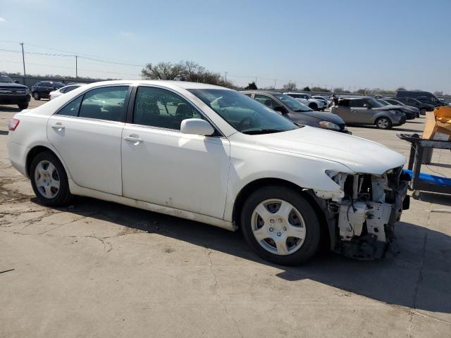 4T1BF3EK3BU585957 - 2011 TOYOTA CAMRY BASE WHITE photo 4