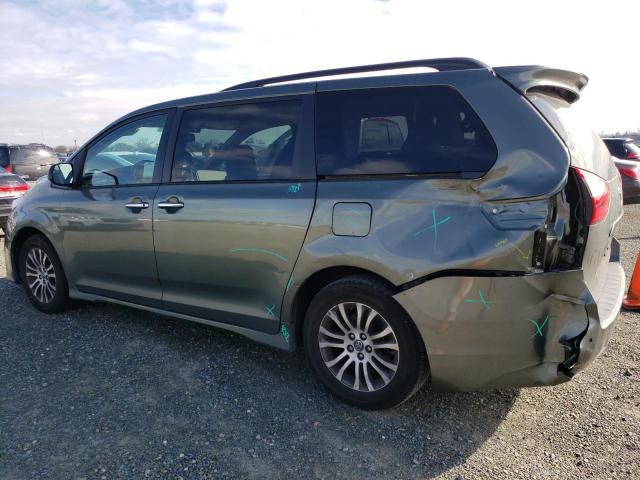 5TDYZ3DC8KS007681 - 2019 TOYOTA SIENNA XLE GREEN photo 2