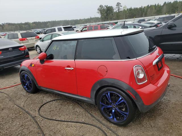 WMWSU3C53DT374898 - 2013 MINI COOPER RED photo 2