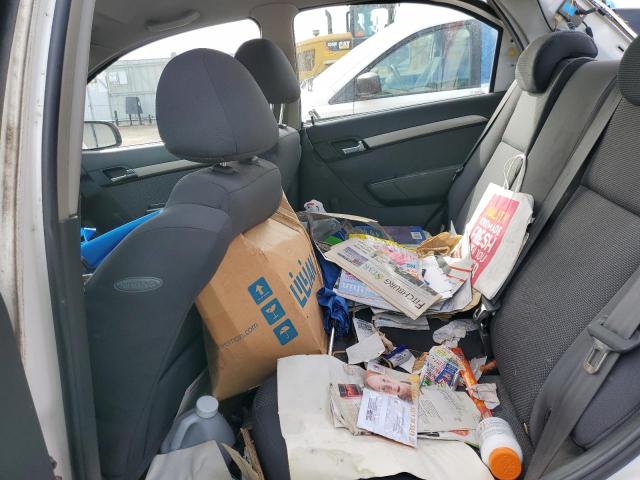 KL1TD56688B040831 - 2008 CHEVROLET AVEO BASE WHITE photo 10