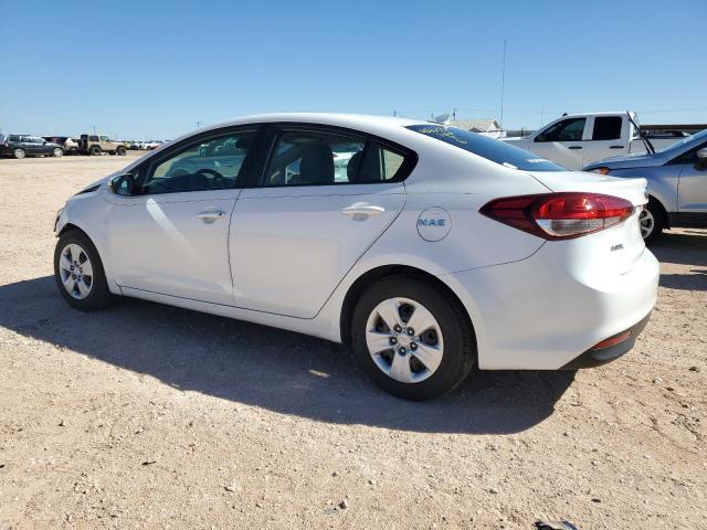 3KPFL4A73HE025076 - 2017 KIA FORTE LX WHITE photo 2