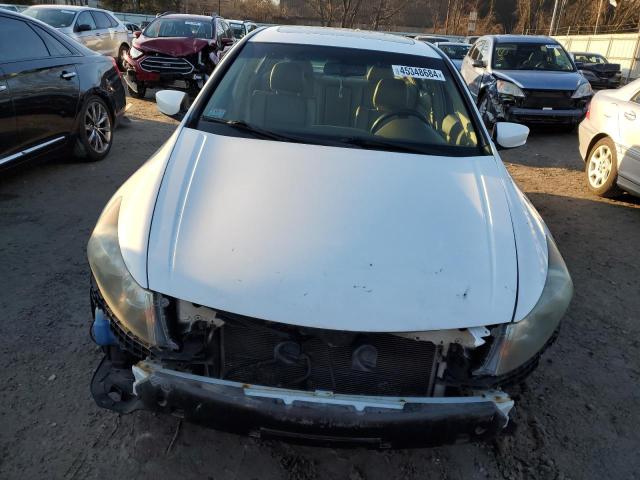 1HGCP26849A112987 - 2009 HONDA ACCORD EXL WHITE photo 5