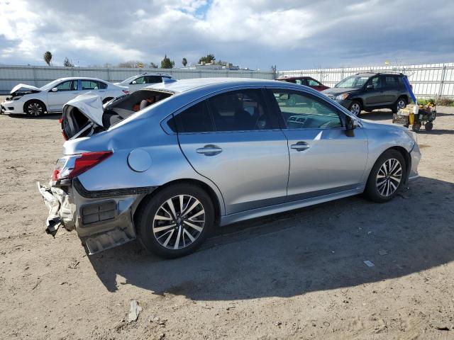 4S3BNAC60J3033712 - 2018 SUBARU LEGACY 2.5I PREMIUM SILVER photo 3