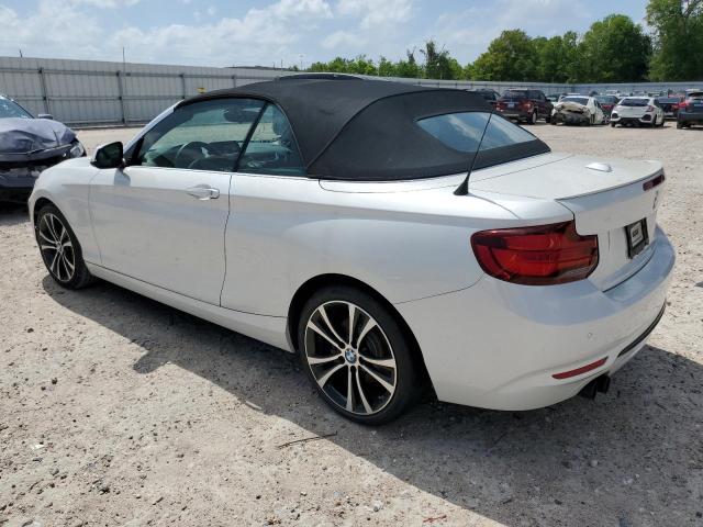 WBA2M7C08L7D88530 - 2020 BMW 230I Білий фото 2