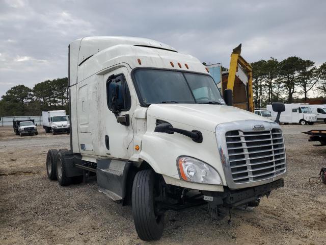 2016 FREIGHTLINER CASCADIA, null