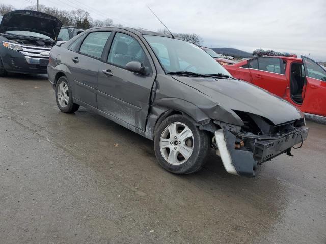 1FAHP38ZX5W275548 - 2005 FORD FOCUS ZX4 ST GRAY photo 4