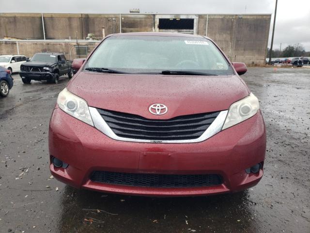 5TDKK3DC4DS397997 - 2013 TOYOTA SIENNA LE MAROON photo 5