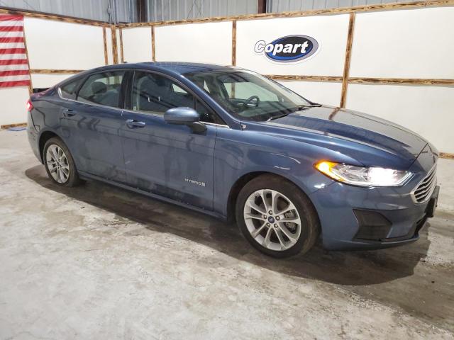 3FA6P0LU9KR191690 - 2019 FORD FUSION SE BLUE photo 4