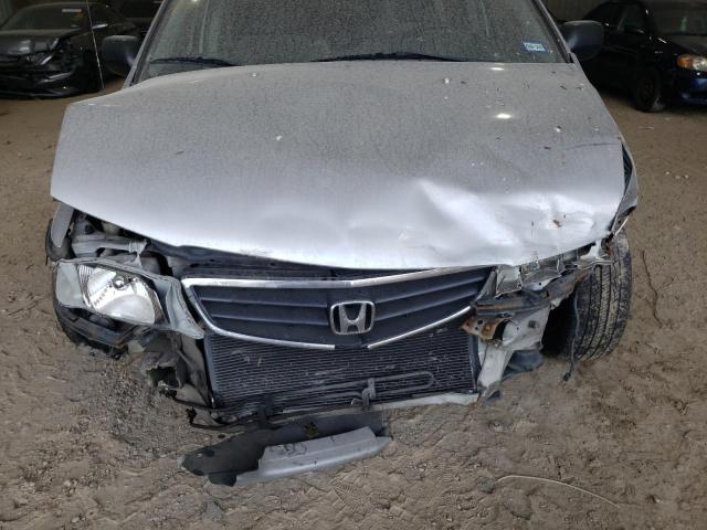 5FNRL18693B130099 - 2003 HONDA ODYSSEY EX SILVER photo 12