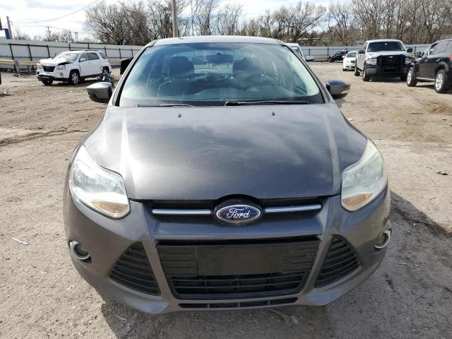 1FAHP3F27CL450763 - 2012 FORD FOCUS SE GRAY photo 5