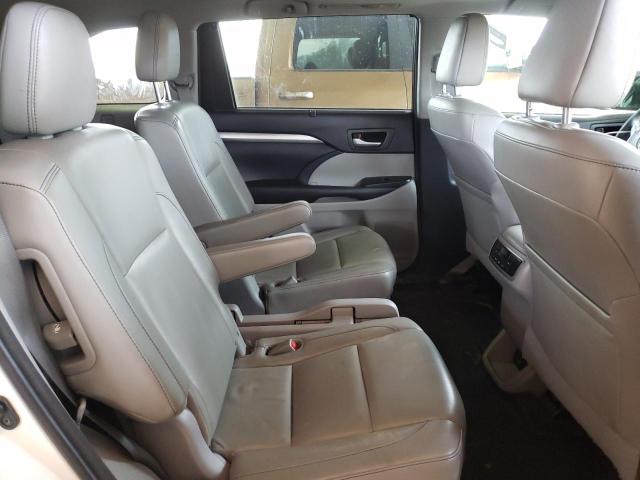 5TDKKRFH6GS163294 - 2016 TOYOTA HIGHLANDER XLE WHITE photo 10