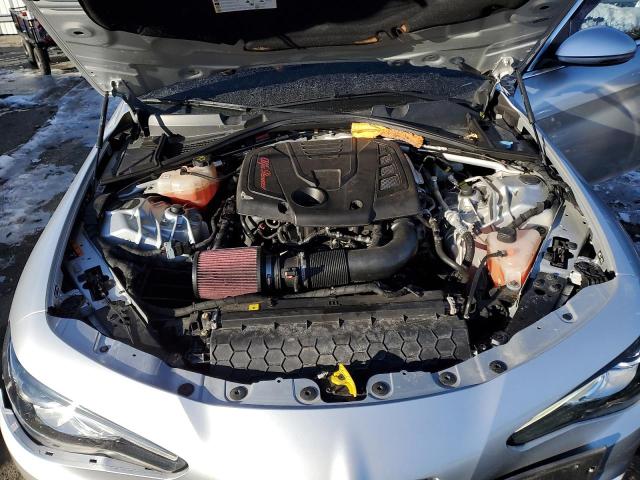 ZARFAEDN0H7548065 - 2017 ALFA ROMEO GIULIA Q4 银色 照片 11