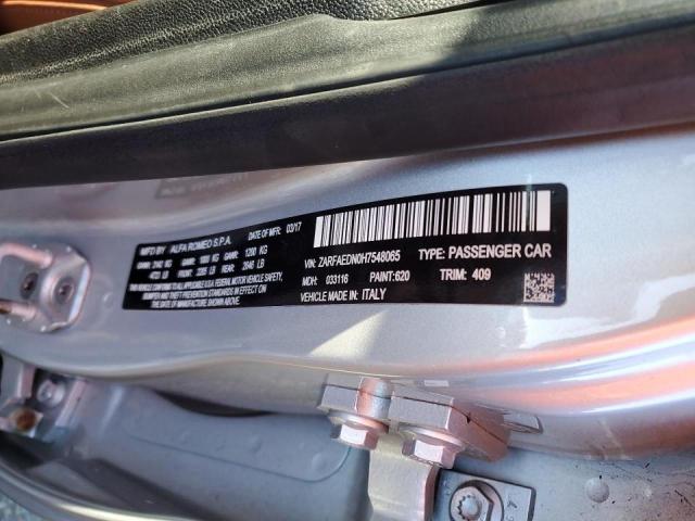 ZARFAEDN0H7548065 - 2017 ALFA ROMEO GIULIA Q4 银色 照片 12