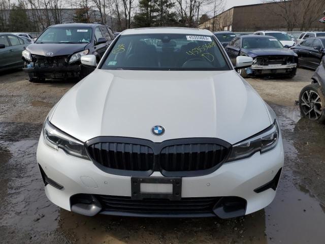 WBA5R7C54KAJ79861 - 2019 BMW 330XI WHITE photo 5