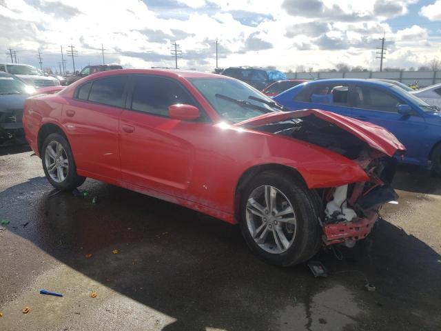 2C3CDXJG2DH730973 - 2013 DODGE CHARGER SXT RED photo 4