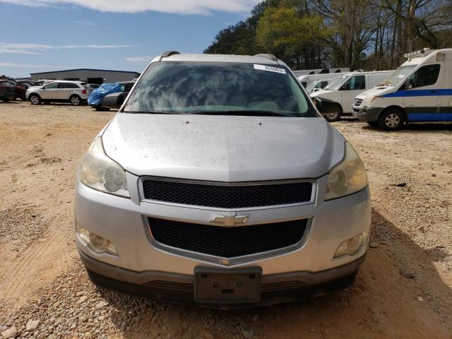 1GNKRFED2CJ125486 - 2012 CHEVROLET TRAVERSE LS SILVER photo 5