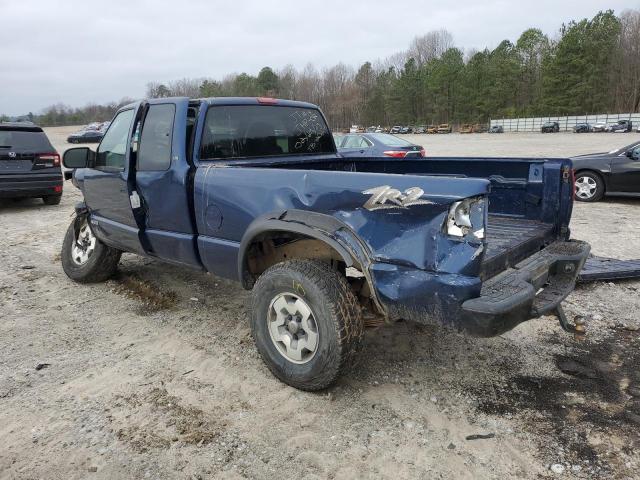 1GCCT19X638223305 - 2003 CHEVROLET S TRUCK S10 BLUE photo 2