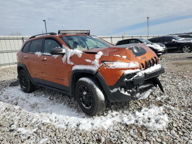 1C4PJMBB5GW299512 - 2016 JEEP CHEROKEE TRAILHAWK ORANGE photo 4