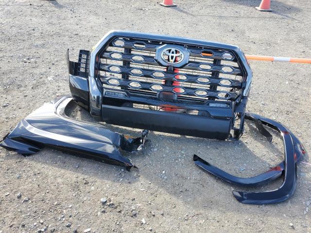 5TFNA5DB8PX070701 - 2023 TOYOTA TUNDRA CREWMAX PLATINUM Schwarz Foto 12