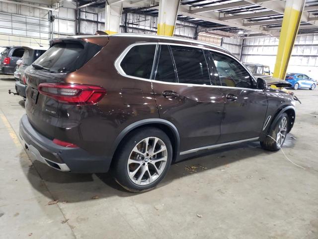 5UXCR6C59KLL52359 - 2019 BMW X5 XDRIVE40I BROWN photo 3