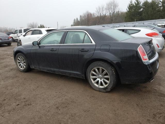 2C3CCAAG8DH694125 - 2013 CHRYSLER 300 BLACK photo 2