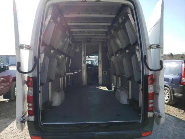 WD3PE8DE0E5895708 - 2014 MERCEDES-BENZ SPRINTER 2500 WHITE photo 11