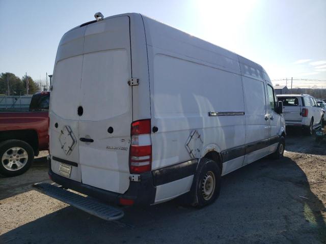 WD3PE8DE0E5895708 - 2014 MERCEDES-BENZ SPRINTER 2500 WHITE photo 3