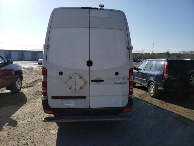 WD3PE8DE0E5895708 - 2014 MERCEDES-BENZ SPRINTER 2500 WHITE photo 6