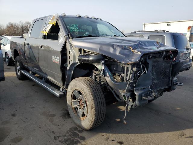 3C6UR5CLXJG148428 - 2018 RAM 2500 ST GRAY photo 4