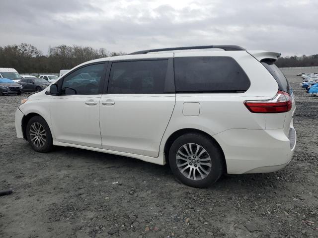 5TDYZ3DC8KS019815 - 2019 TOYOTA SIENNA XLE WHITE photo 2