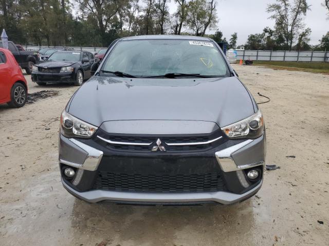 JA4AR3AW9JZ034962 - 2018 MITSUBISHI OUTLANDER ES GRAY photo 5