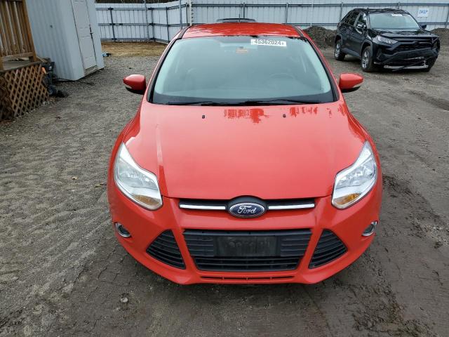 1FADP3K2XEL279188 - 2014 FORD FOCUS SE RED photo 5