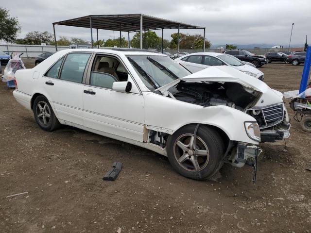 WDBGA32G2VA336594 - 1997 MERCEDES-BENZ S 320W WHITE photo 4