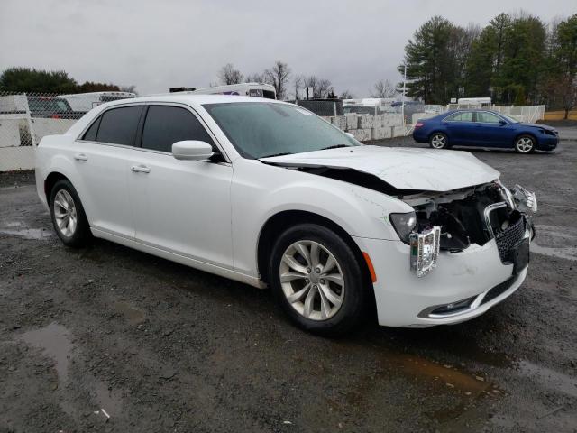 2C3CCAAG4FH838000 - 2015 CHRYSLER 300 LIMITED WHITE photo 4