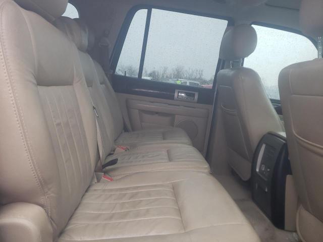 5LMFU28506LJ21086 - 2006 LINCOLN NAVIGATOR 白色 照片 11