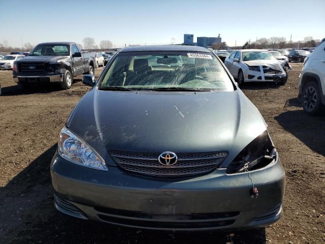 4T1BE32K82U615672 - 2002 TOYOTA CAMRY LE GRAY photo 5