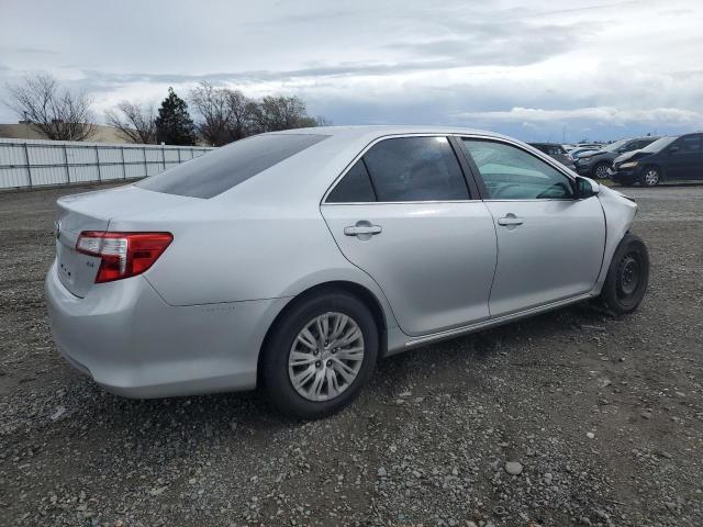 4T1BF1FK9CU581321 - 2012 TOYOTA CAMRY BASE SILVER photo 3