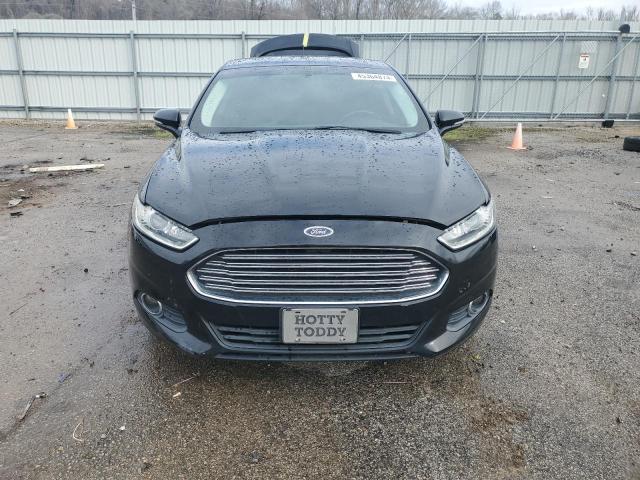 3FA6P0H7XGR102218 - 2016 FORD FUSION SE BLACK photo 5