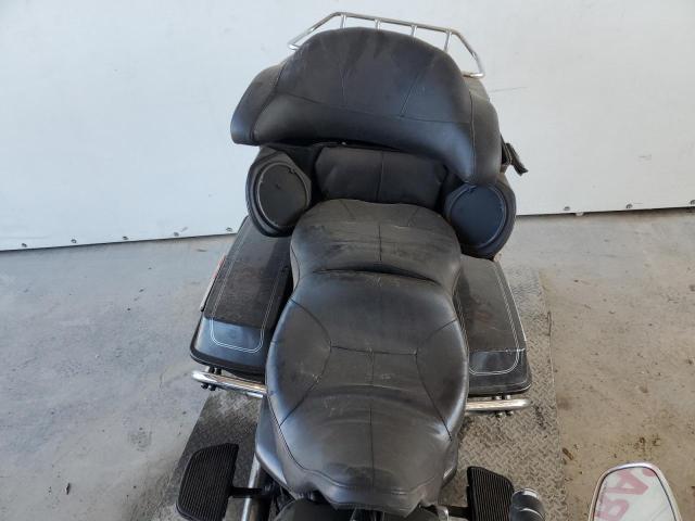 1HD1FC4127Y720966 - 2007 HARLEY-DAVIDSON FLHTCUI 黑色 照片 5