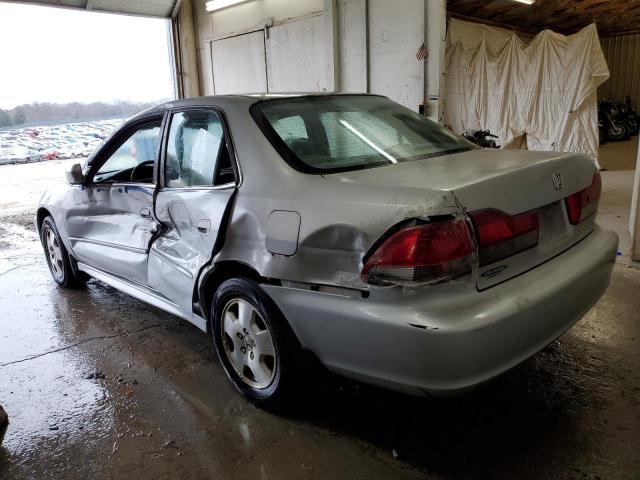 1HGCG16531A010469 - 2001 HONDA ACCORD EX SILVER photo 2