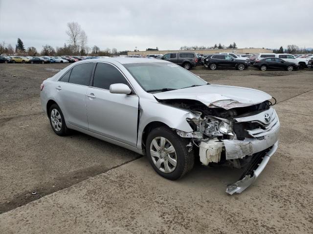 4T1BF3EK8BU130067 - 2011 TOYOTA CAMRY BASE SILVER photo 4