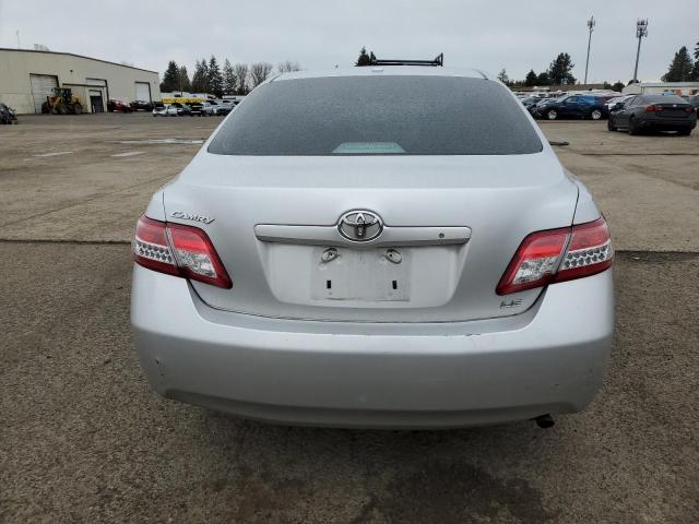 4T1BF3EK8BU130067 - 2011 TOYOTA CAMRY BASE SILVER photo 6