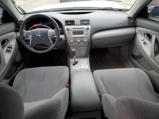 4T1BF3EK8BU130067 - 2011 TOYOTA CAMRY BASE SILVER photo 8