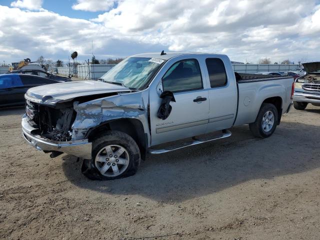 1GTR1VE0XBZ426237 - 2011 GMC SIERRA C1500 SLE SILVER photo 1