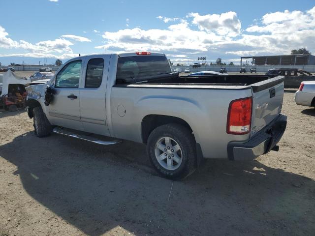 1GTR1VE0XBZ426237 - 2011 GMC SIERRA C1500 SLE SILVER photo 2