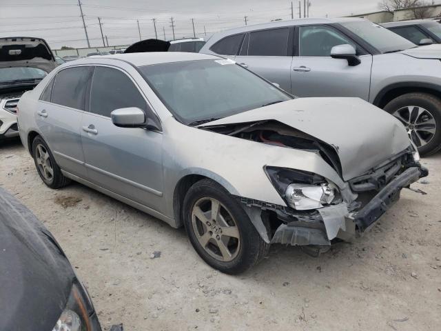 JHMCN36475C010054 - 2005 HONDA ACCORD HYBRID SILVER photo 4