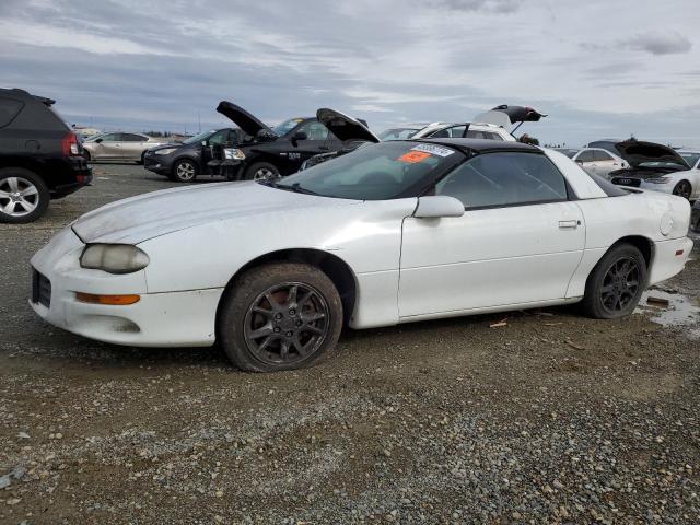 2G1FP22K612121107 - 2001 CHEVROLET CAMARO WHITE photo 1