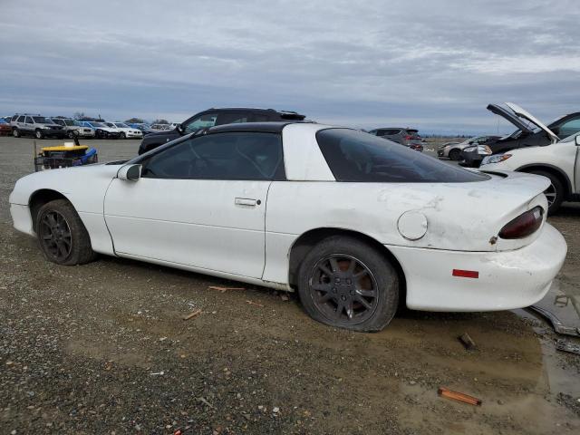 2G1FP22K612121107 - 2001 CHEVROLET CAMARO WHITE photo 2