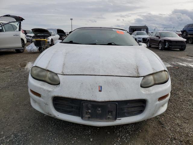 2G1FP22K612121107 - 2001 CHEVROLET CAMARO WHITE photo 5